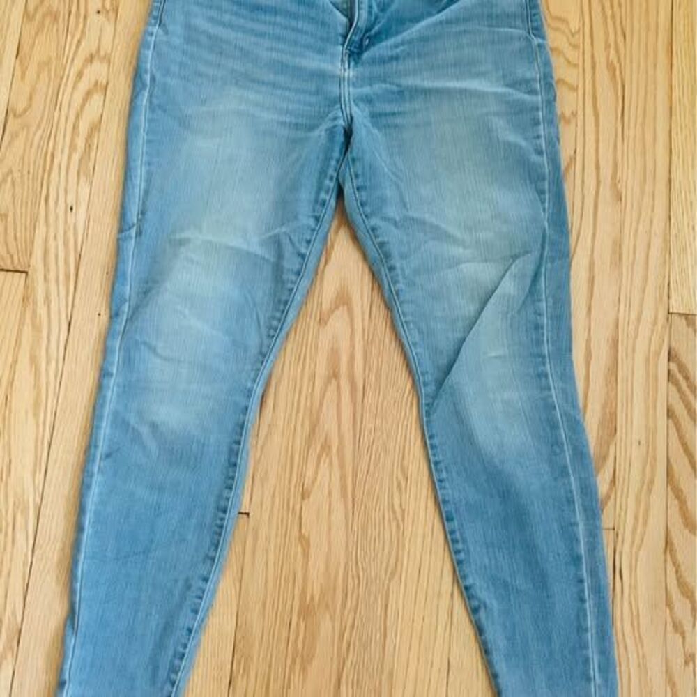 Signature by Levi Strauss & Co. Mid-Rise Skinny Jeans W31 L30 size 12M